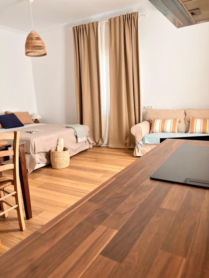 Bed and Breakfast Adi Boutique House Салоники Экстерьер фото